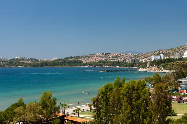 Costa do mar Egeu - Área de Recreaiton e praia — Fotografia de Stock