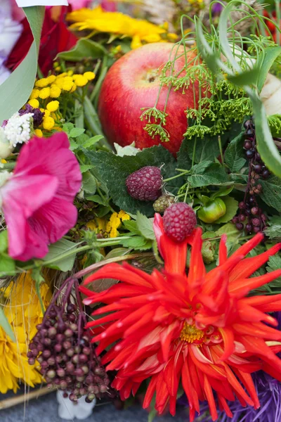 stock image Beautiful bouquets of flowers and herbs