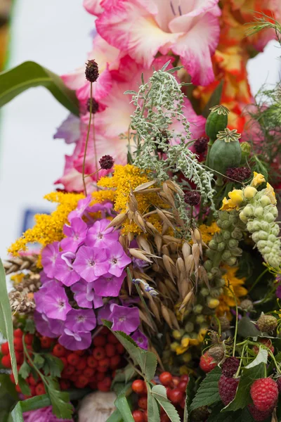 美丽的花束和香草 — 图库照片