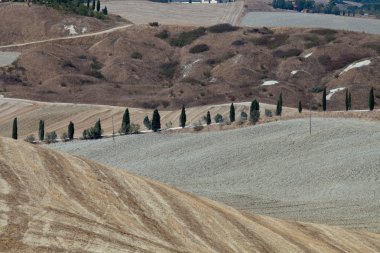 Girit senesialpineskiërs bergen op de achtergrond