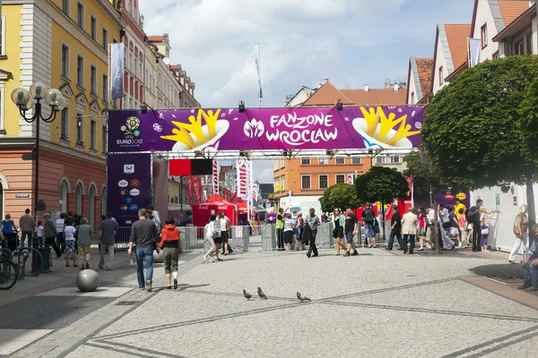 ユーロ 2012 - ポーランド。市場での最終準備ファンゾーン — ストック写真