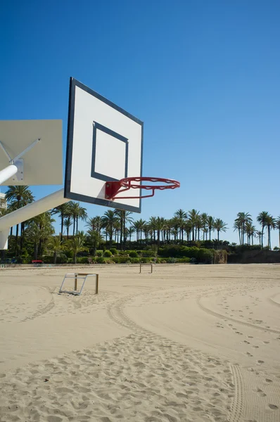 Stranden basket — Stockfoto