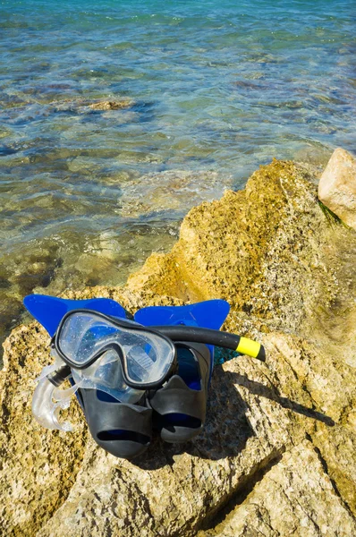 Snorkeling fins and mask — Stockfoto