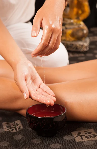Olio da massaggio — Foto Stock