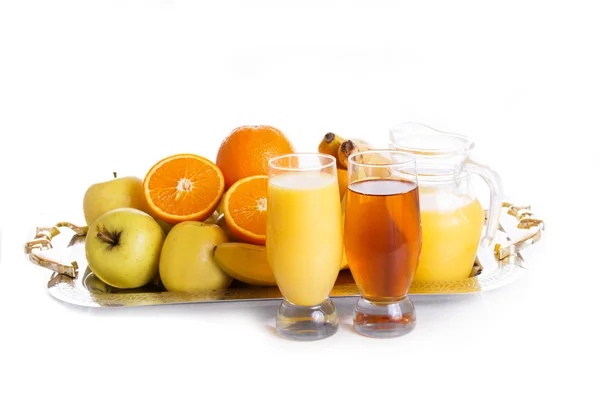 Maçã e frutas de laranja com suco — Fotografia de Stock
