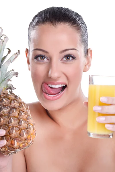 Välsmakande juice av ananas — Stockfoto
