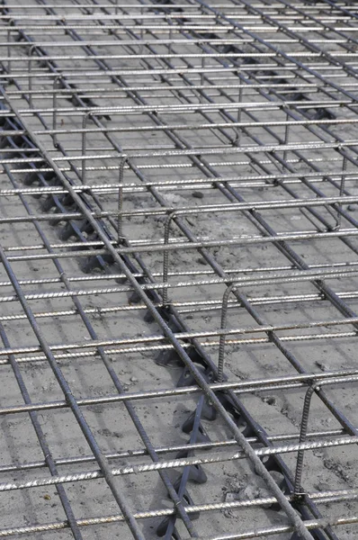 Bares metálicos de concreto — Fotografia de Stock