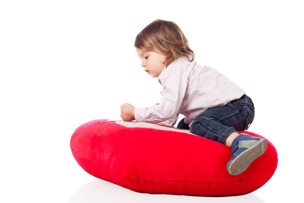 Симпатичный двухлетний мальчик
