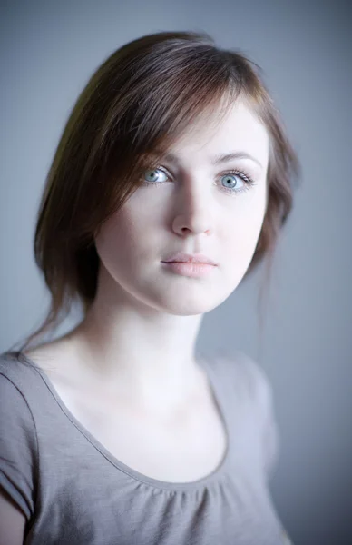 若い女肖像画 — ストック写真