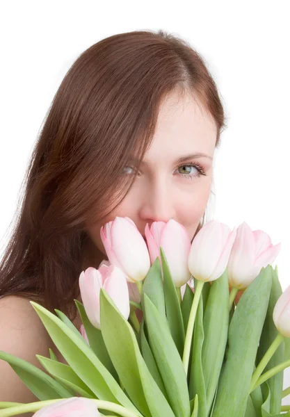 Retrato de mulher com buquê de tulipas — Fotografia de Stock