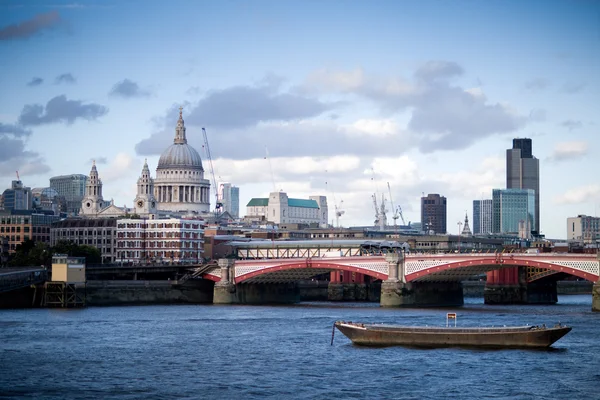 View on St. Paul's Cathedral — Stock Photo, Image