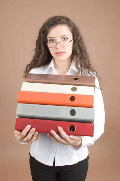 Yong businesswoman with folder — Stock Photo, Image