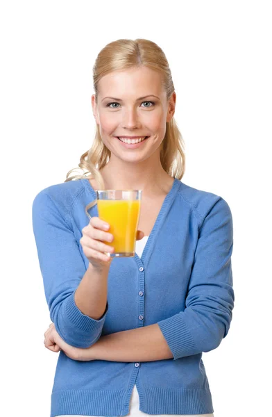 Mladá žena s pomerančovým džusem — Stock fotografie