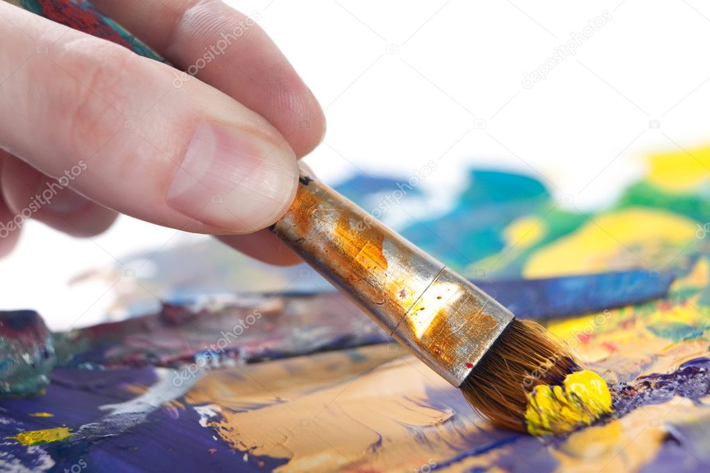 Finding the Right Paint Brush for your Chosen Technique
