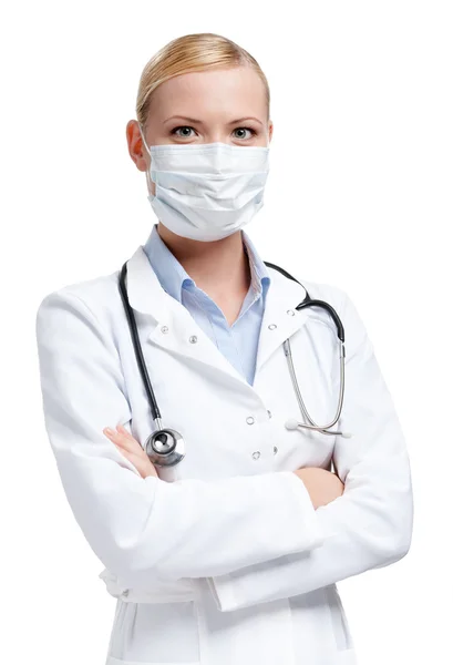 Серьезный врач в аппарате искусственного дыхания — стоковое фото