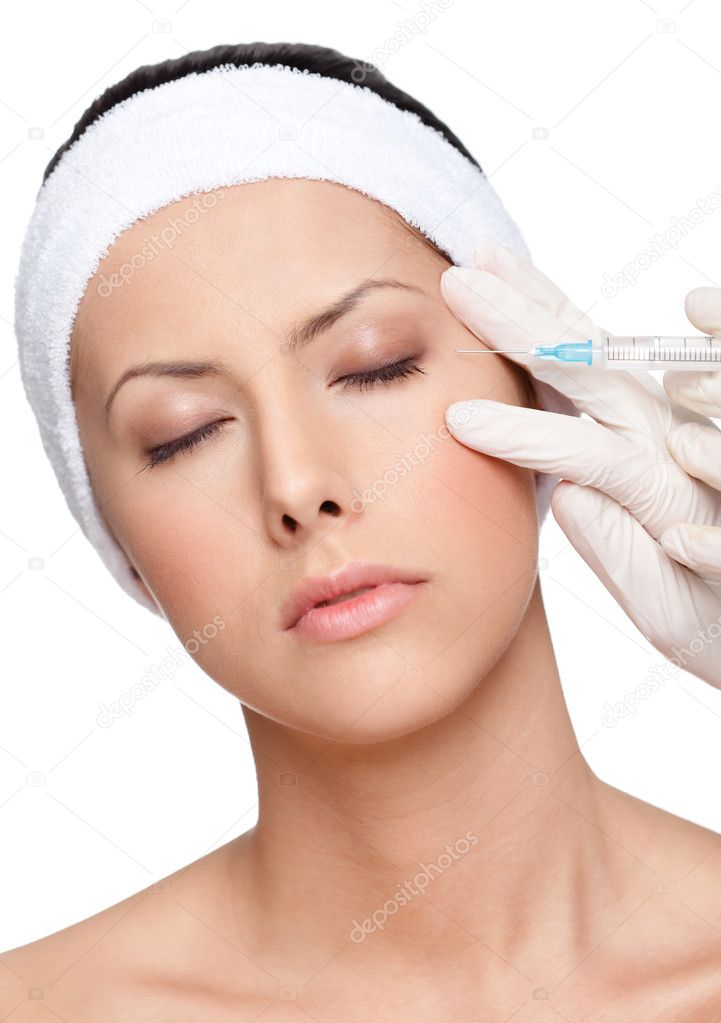 Applying botox eyelid correction