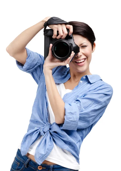 Creative lady-photographer takes shots — Stock Photo, Image