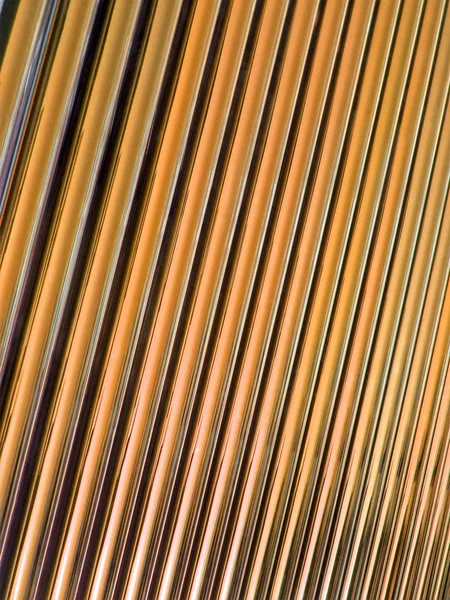 Goldene Glasrohrhaufen, Solarpaneele Details. — Stockfoto