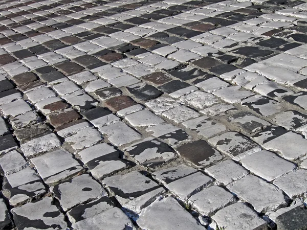 Strada pedonale in pietra spogliata, dettagli di sicurezza . — Foto Stock