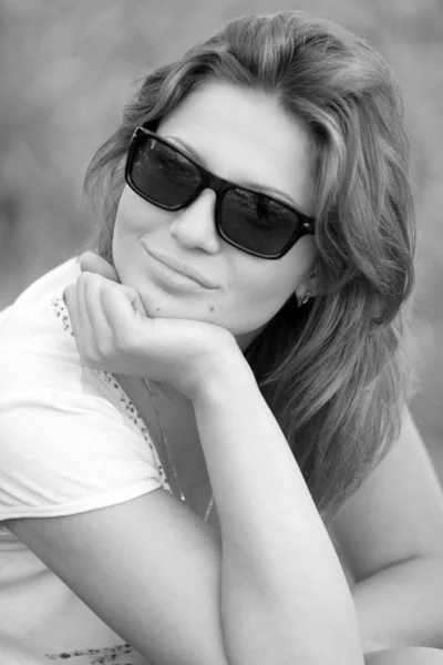 Portrait of girl in glasses — Stock Photo, Image