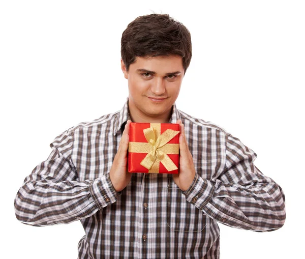 Ein Mann mit Geschenkschachtel auf weißem Hintergrund. — Stockfoto