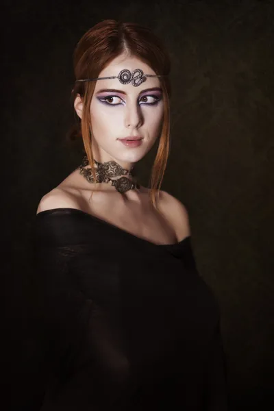 Портрет красивой кельтской девушки . — стоковое фото