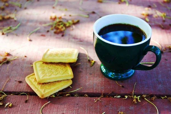 Tasse de café avec biscuits — Photo