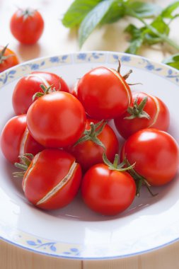 Tomatoes dish clipart