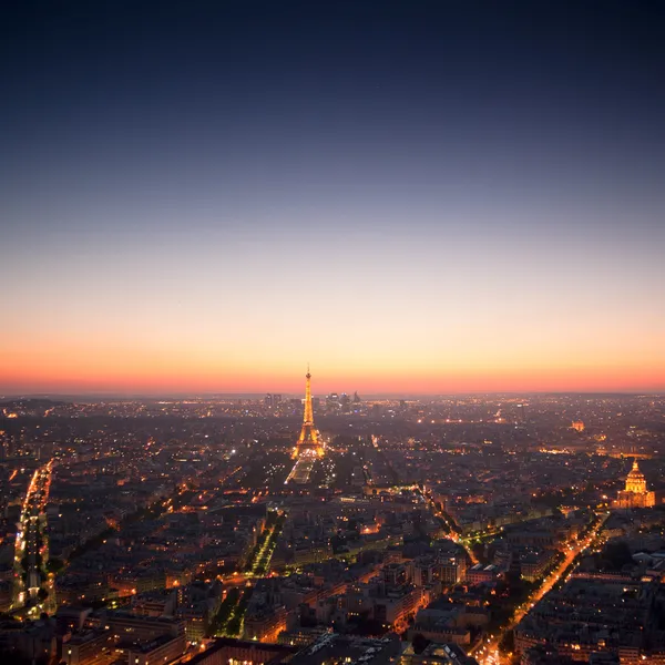 Torre Eiffel en París vista desde el edificio Montparnasse — Foto de Stock