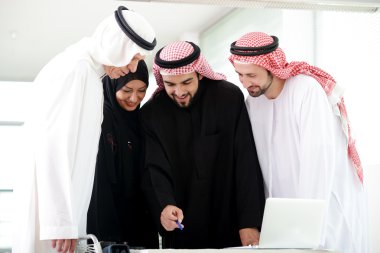 Arabic team work clipart