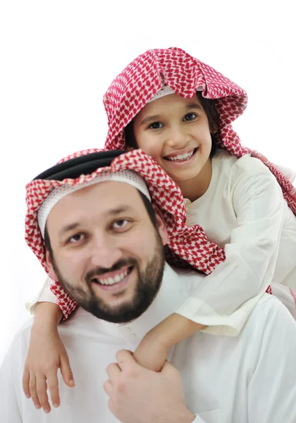 Adulto e criança com roupas do Oriente Médio — Fotografia de Stock