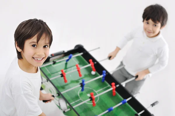 Kinderen voetballen van de Raad van bestuur — Stockfoto