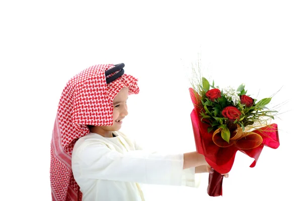 Μέσης Ανατολής παιδί εκμετάλλευση λουλούδια — Φωτογραφία Αρχείου