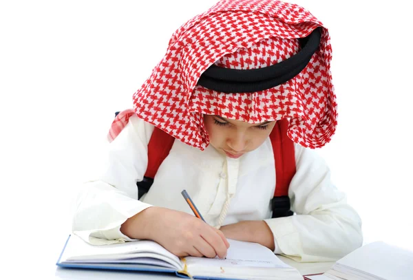 Escuela árabe chico escritura —  Fotos de Stock