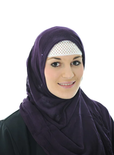 Mooie jonge Aziatische Moslimvrouw — Stockfoto