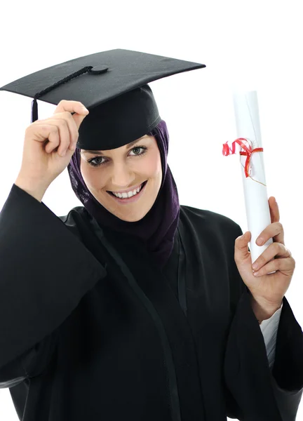 Zadowolony student absolwent arabski Muzułmanin z dyplomem — Zdjęcie stockowe