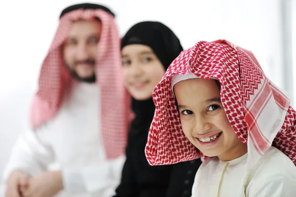 阿拉伯文穆斯林家庭 图库照片