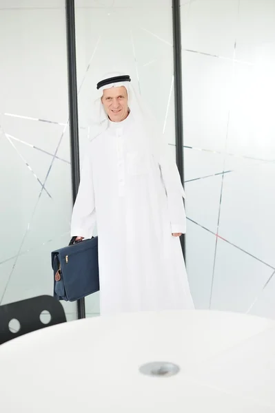 スマート アラビア ビジネス男の肖像 — ストック写真