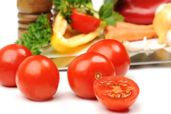 Légumes frais mélangés sur table — Photo