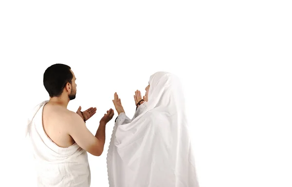 Muslim Arab pasangan di dalam masjid modern — Stok Foto