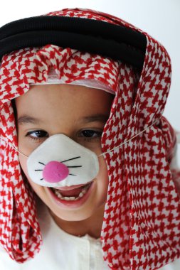 Arapça mutlu çocuk