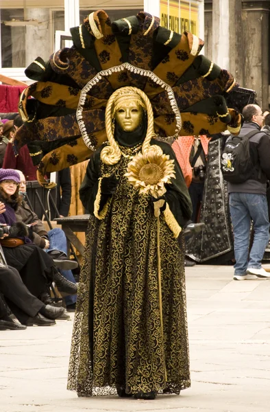 Velencei karnevál ünnepi esemény a Szent Márk tér — Stock Fotó
