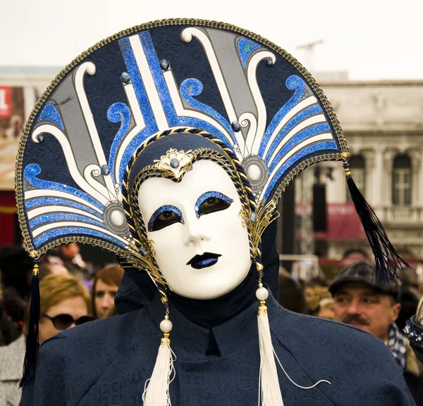 サンでヴェネツィアのカーニバルの祝賀行事マーク広場 — ストック写真