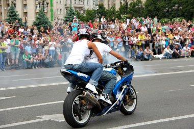 Motorcu toplantı ve gösteri kiev şehri gün