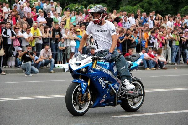 Bikers meeting and show on Kiev City Day — Stock Photo, Image