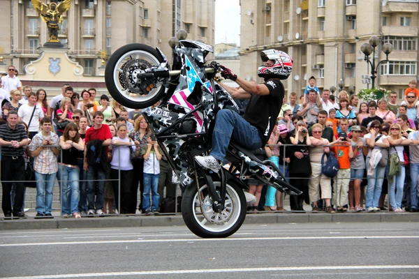 Motorcu toplantı ve gösteri kiev şehri gün — Stok fotoğraf