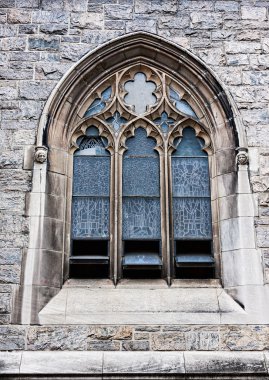 Kilise pencere dış görünümü