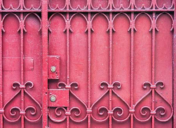 Red Gate with Lock — Stock Photo, Image