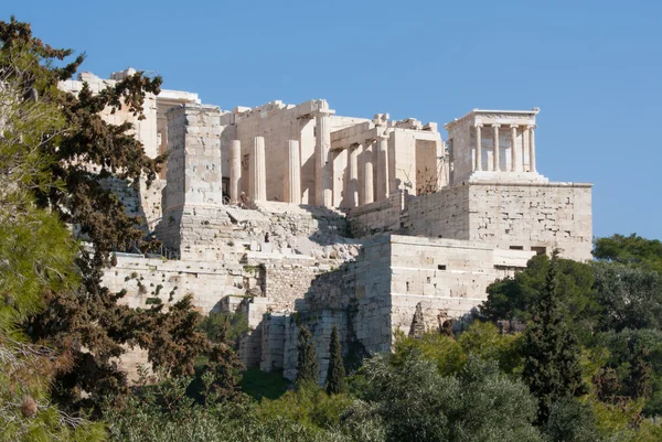 Antiguas ruinas en la Acrópolis de Atenas, Grecia — Foto de Stock