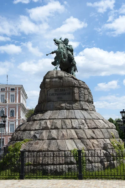 Monumento a Bogdan Khmelnitskiy — Fotografia de Stock